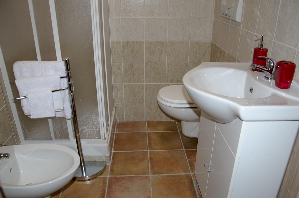 B&B Nonna Sini Castelsardo Phòng bức ảnh